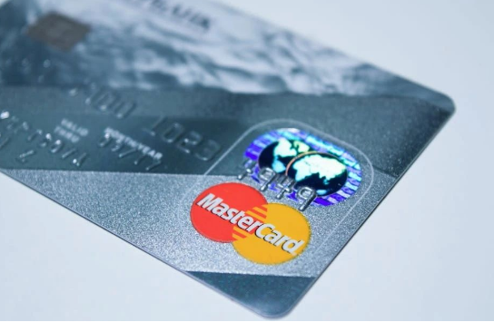 富友支付：如何巧妙利用信用卡的双面性提升生活质量？